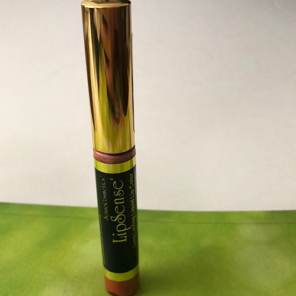 Luv It SeneGence lip gloss